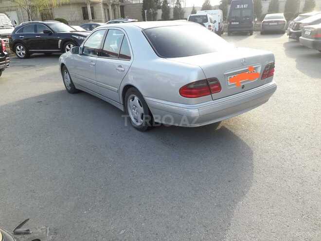Mercedes E 240 2001, 307,000 km - 2.4 l - Bakı