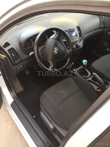 Hyundai i30 2009, 195,000 km - 1.4 л - Bakı