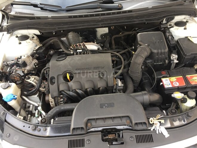 Hyundai i30 2009, 195,000 km - 1.4 л - Bakı