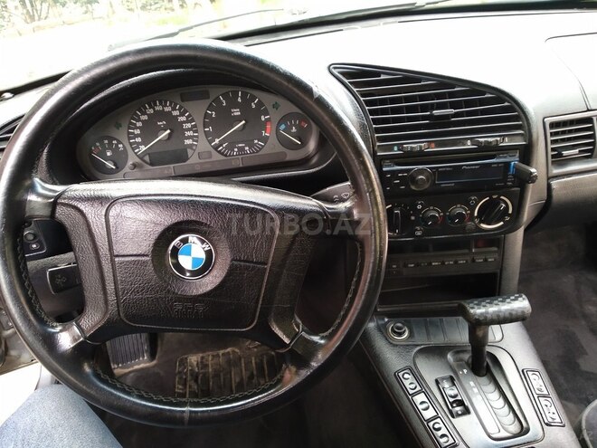 BMW 318 1995, 297,000 km - 2.0 л - Bakı