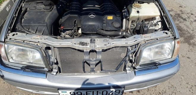 Mercedes C 240 2000, 234,000 km - 2.4 l - Bakı