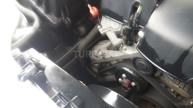 Mercedes E 240 2000, 180,000 km - 2.4 l - Gəncə