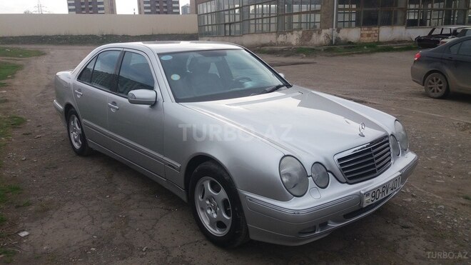 Mercedes E 240 2000, 180,000 km - 2.4 l - Gəncə
