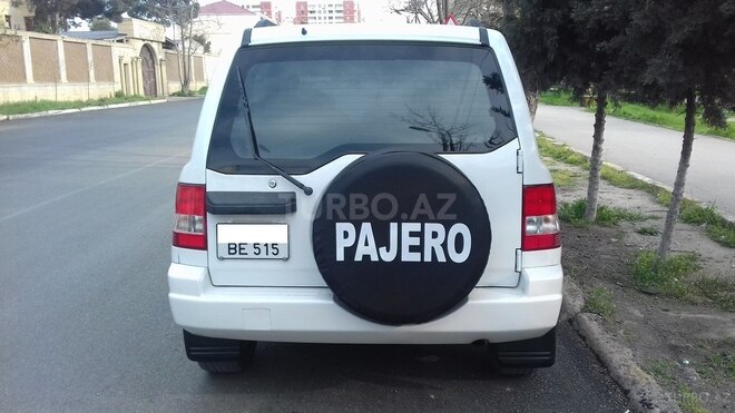 Mitsubishi Pajero io 1999, 250,000 km - 1.8 l - Bakı