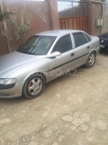 Opel Vectra 1998, 245,000 km - 1.6 л - Bakı