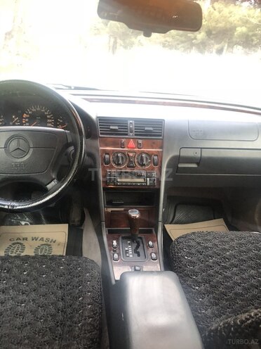 Mercedes C 180 1996, 342,000 km - 1.8 l - Sumqayıt