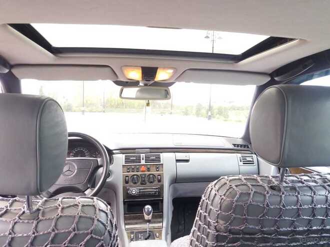 Mercedes E 280 1997, 270,000 km - 2.8 l - Ağdaş