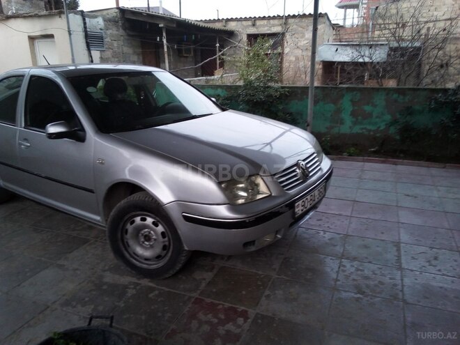 Volkswagen Bora 2003, 240,000 km - 1.6 l - Bakı