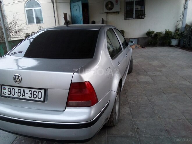 Volkswagen Bora 2003, 240,000 km - 1.6 l - Bakı