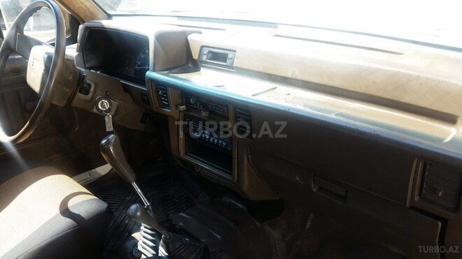 Mitsubishi L200 1997, 132,000 km - 2.5 л - Bakı