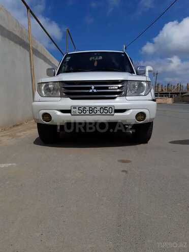 Mitsubishi Pajero io 2001, 215,000 km - 2.0 л - Bakı