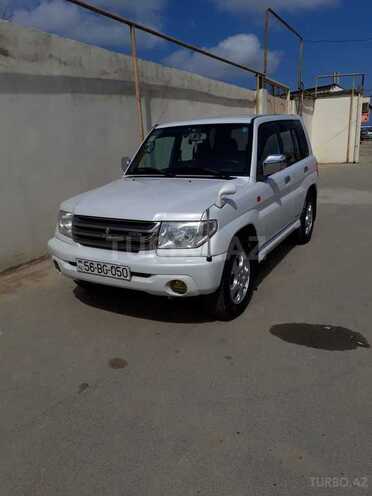 Mitsubishi Pajero io 2001, 215,000 km - 2.0 л - Bakı