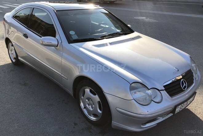 Mercedes C 200 2001, 366,420 km - 2.0 l - Bakı