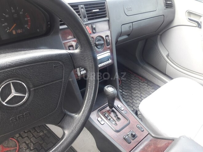Mercedes C 220 2000, 347,000 km - 2.2 l - Bakı