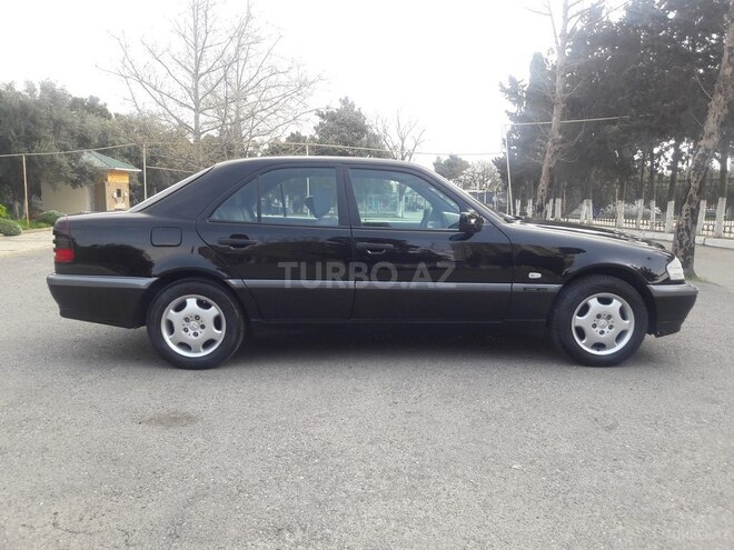 Mercedes C 220 2000, 347,000 km - 2.2 l - Bakı