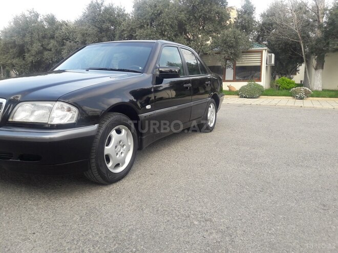 Mercedes C 220 2000, 347,000 km - 2.2 l - Bakı