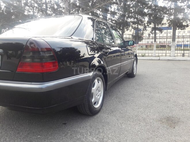 Mercedes C 220 2000, 347,000 km - 2.2 l - Bakı