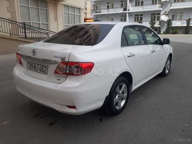Toyota Corolla 2013, 131,000 km - 1.8 l - Bakı