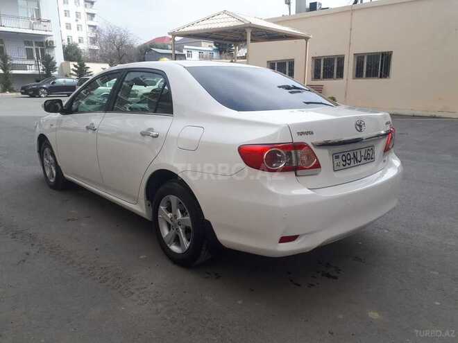 Toyota Corolla 2013, 131,000 km - 1.8 l - Bakı