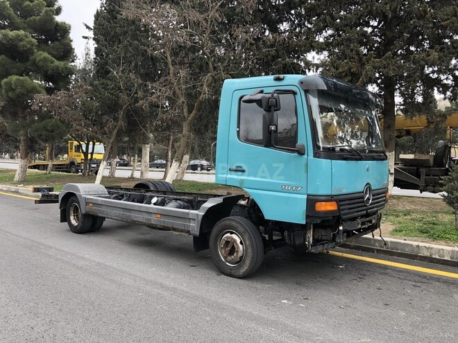 Mercedes Atego 1018 2001, 455,777 km - 4.3 л - Bakı