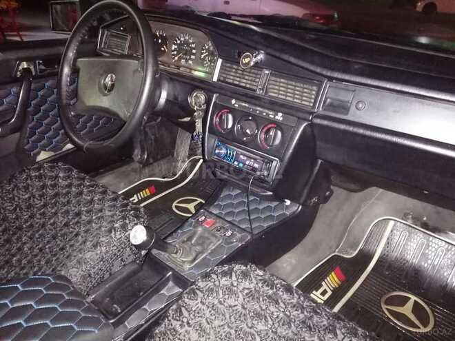 Mercedes 190 1991, 104,507 km - 2.0 l - Bakı
