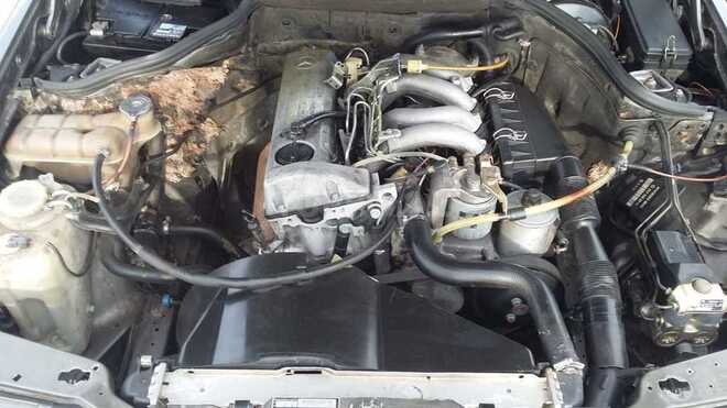 Mercedes E 200 1991, 452,312 km - 2.0 l - Biləsuvar