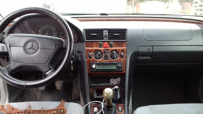Mercedes C 180 1995, 346,892 km - 1.8 l - Bakı