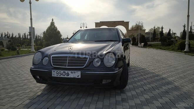 Mercedes E 220 2001, 262,000 km - 2.2 l - Bərdə