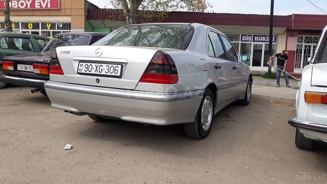 Mercedes C 200 1998, 320,000 km - 2.0 l - Bərdə