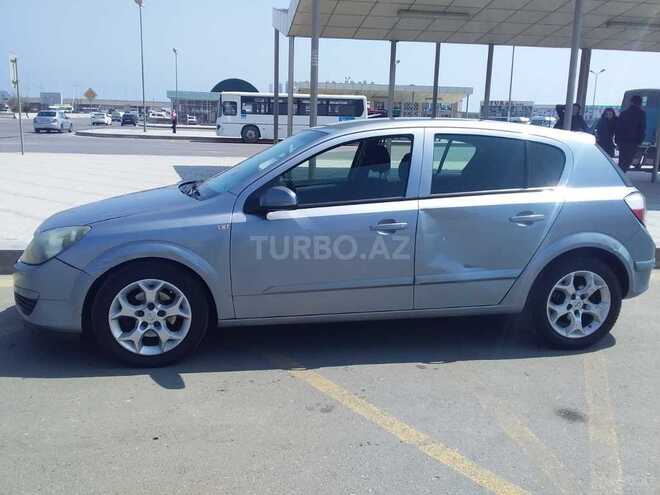 Opel Astra 2005, 330,000 km - 1.8 l - Bakı