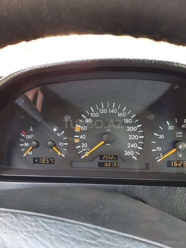 Mercedes C 240 1998, 160,000 km - 2.4 l - Mingəçevir