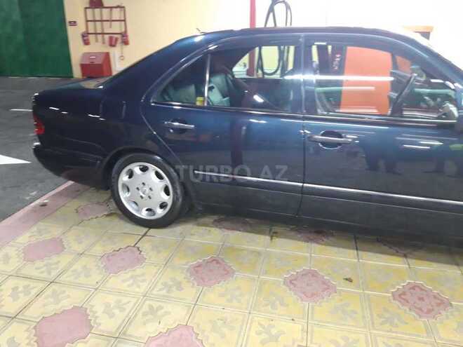 Mercedes E 240 1997, 187,123 km - 2.4 l - Samux