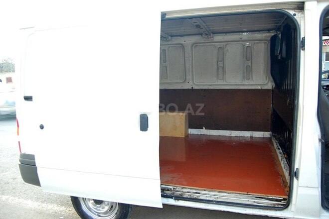 Ford Transit 2001, 374,000 km - 2.0 l - Qazax