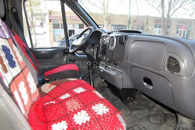 Ford Transit 2001, 374,000 km - 2.0 l - Qazax