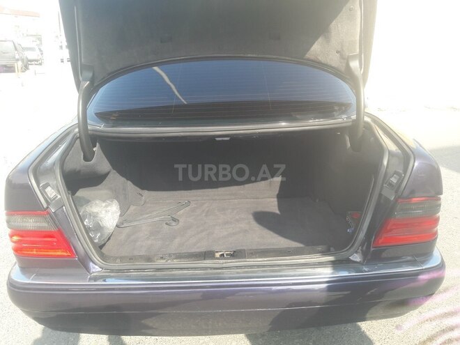 Mercedes E 220 1998, 438,063 km - 2.2 l - Bakı