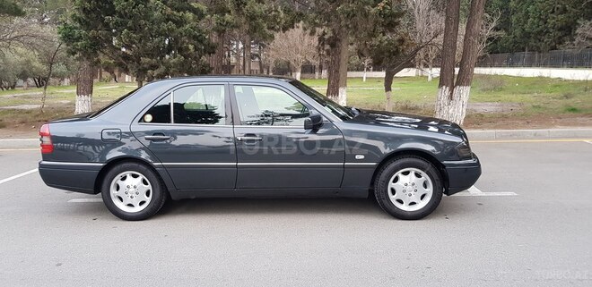 Mercedes C 200 1995, 256,600 km - 2.0 l - Sumqayıt