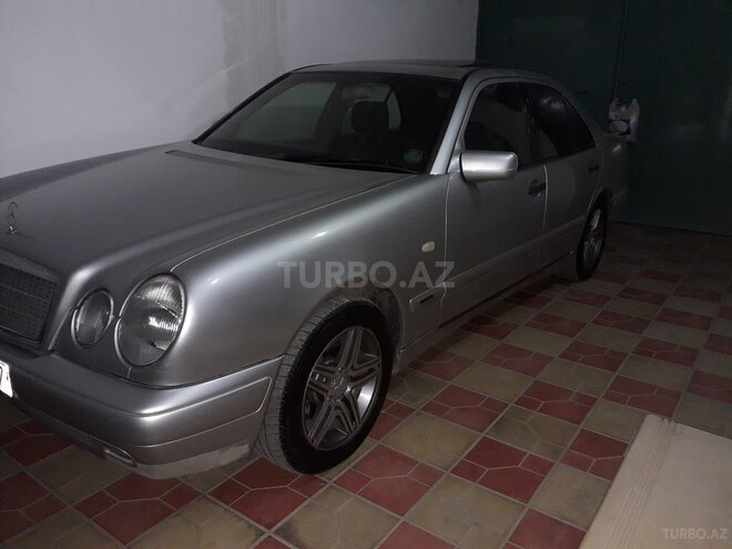 Mercedes E 240 1998, 321,000 km - 2.4 l - Gəncə
