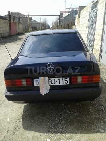 Mercedes 190 1990, 79,000 km - 1.8 л - Qusar