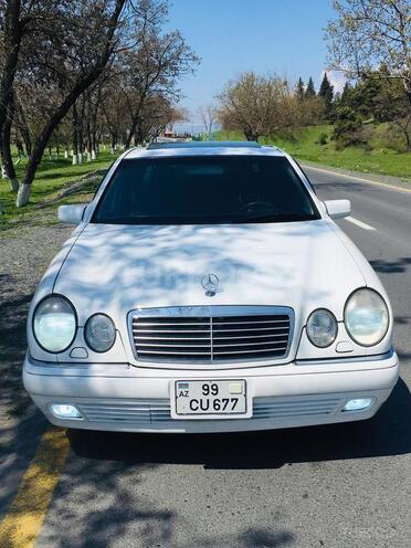 Mercedes E 240 1999, 250,000 km - 2.4 l - Zaqatala