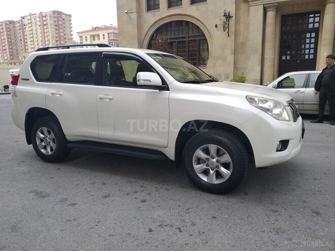 Toyota Prado 2011, 210,000 km - 2.7 l - Bakı