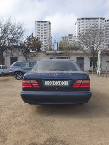 Mercedes E 200 2000, 268,486 km - 2.0 л - Bakı