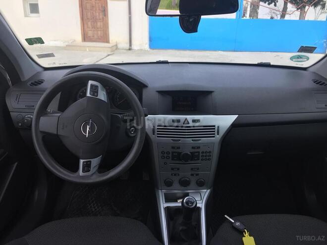 Opel Astra 2009, 182,900 km - 1.4 л - Bakı
