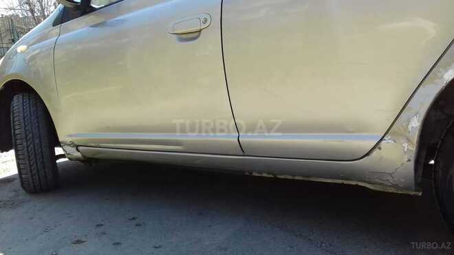 Toyota Vitz 2002, 191,600 km - 1.3 l - Bakı