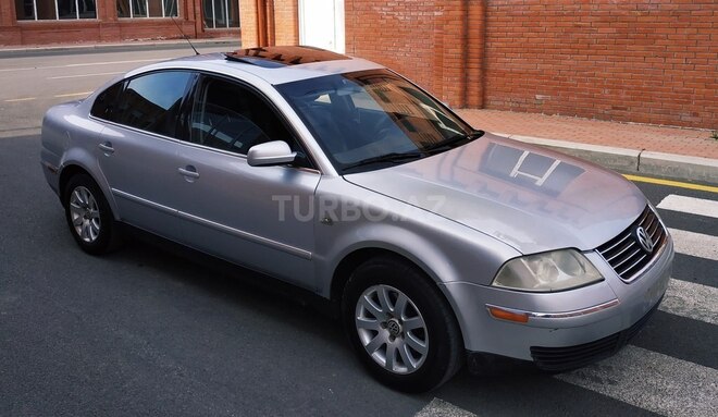 Volkswagen Passat 2001, 245,123 km - 1.8 l - Gəncə