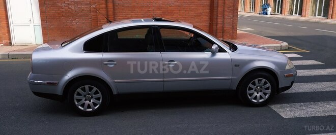 Volkswagen Passat 2001, 245,123 km - 1.8 l - Gəncə