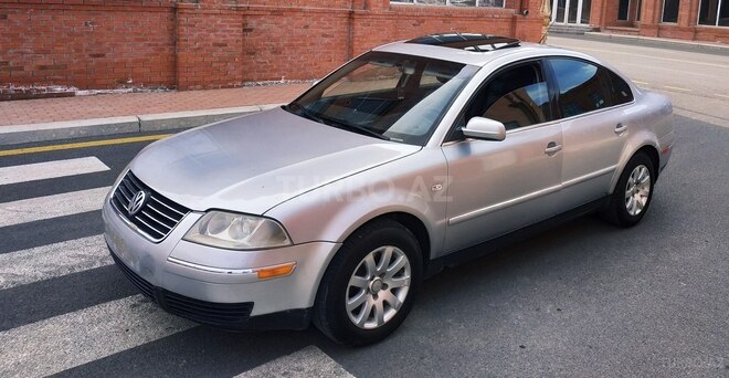Volkswagen Passat 2001, 245,123 km - 1.8 l - Gəncə
