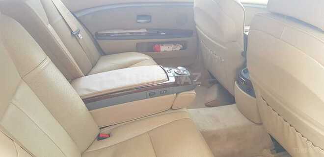 BMW 745 2004, 268,000 km - 4.5 l - Bakı