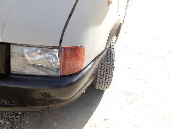 GAZ 330202-740 1999, 200,000 km - 2.4 l - Qusar