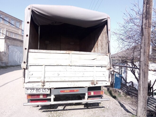 GAZ 330202-740 1999, 200,000 km - 2.4 l - Qusar