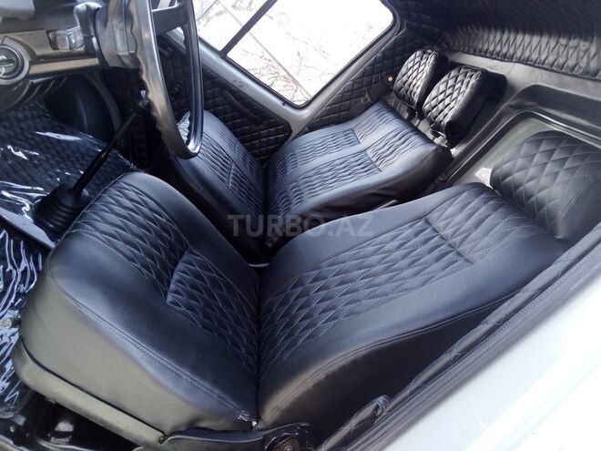 GAZ 330202-740 1999, 200,000 km - 2.4 l - Qusar